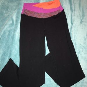 Lululemon yoga pants